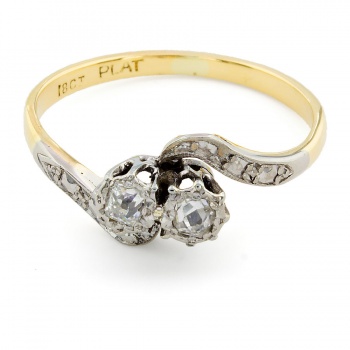 18ct gold & Platinum Diamond 2 stone Ring size O